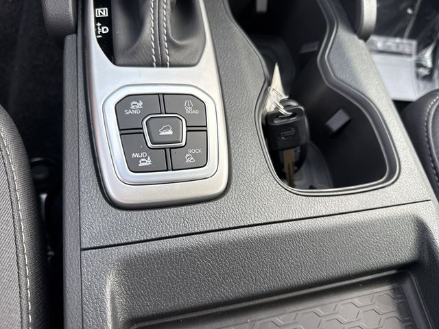 2026 Nissan Frontier SV - Photo 20