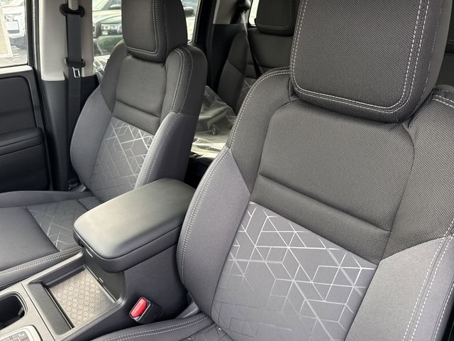 2026 Nissan Frontier SV - Photo 6