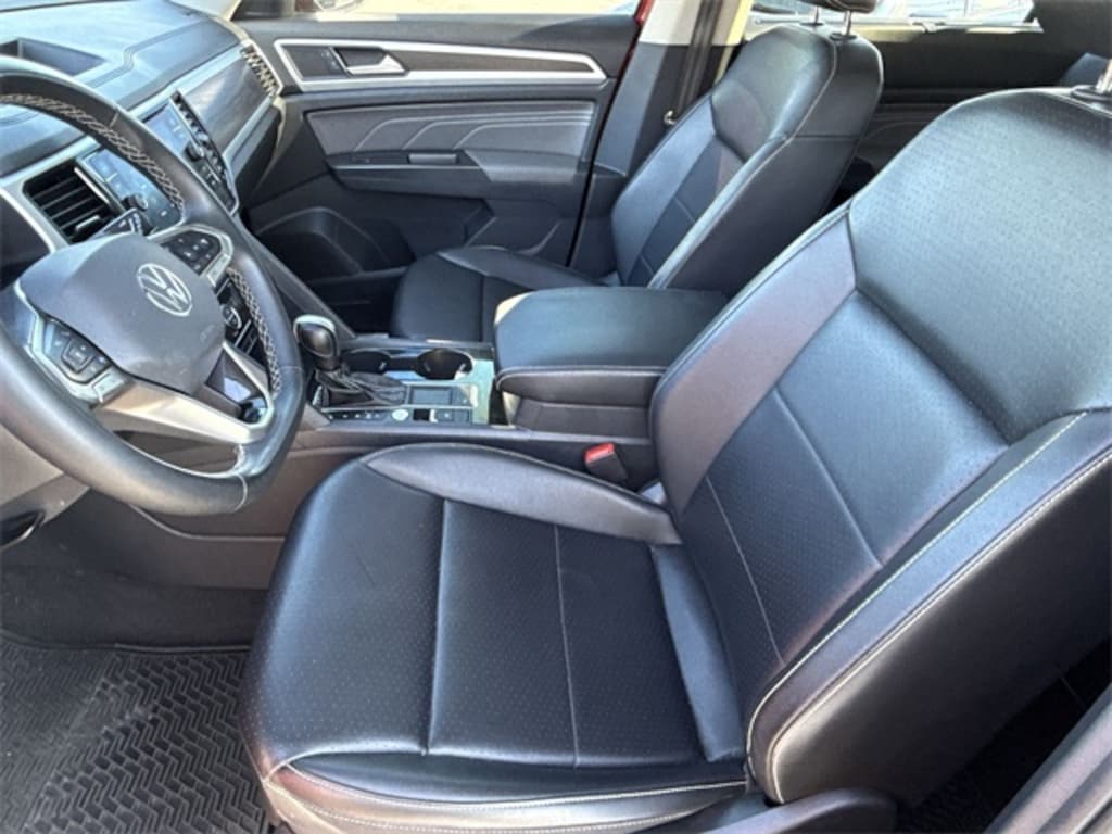 Used 2022 Volkswagen Atlas 2.0T SE w/Technology SUV