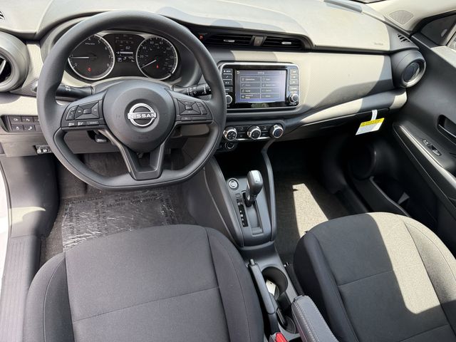 2025 Nissan KICKS PLAY Base - Photo 12