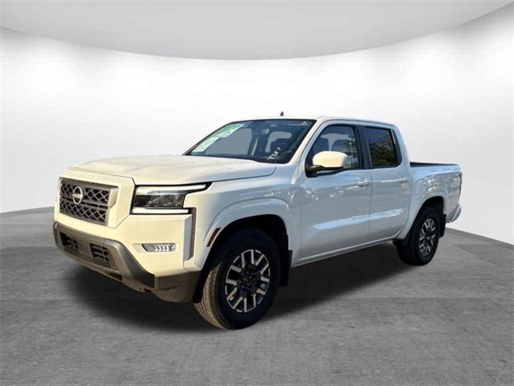 Used 2024 Nissan Frontier SL Truck Crew Cab