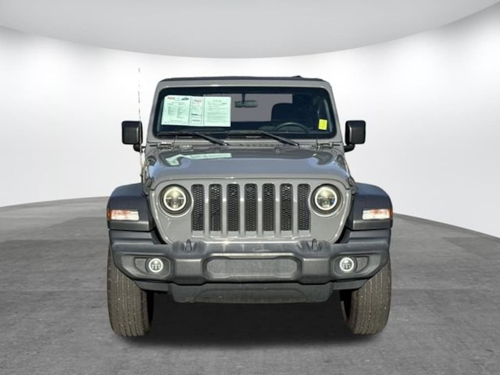 Used 2021 Jeep Wrangler Sport SUV