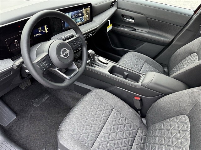 2026 Nissan Kicks SV photo 4