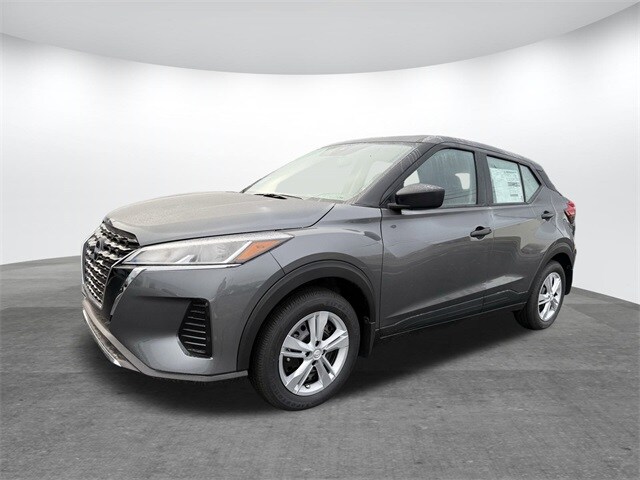 2025 Nissan Kicks Play S photo 2