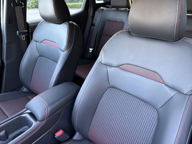 2025 Nissan Kicks SR AWD - Photo 6