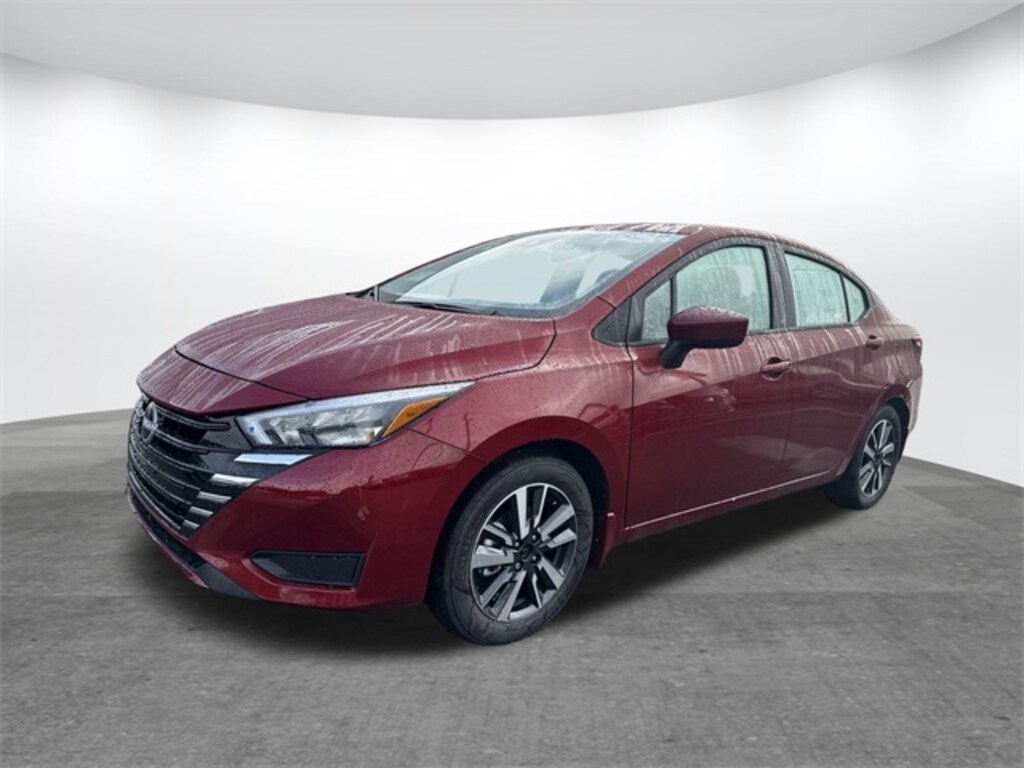 New 2025 Nissan Versa 1.6 SV Sedan