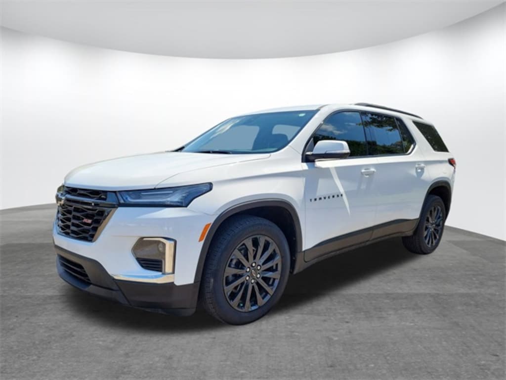 Used 2023 Chevrolet Traverse RS SUV