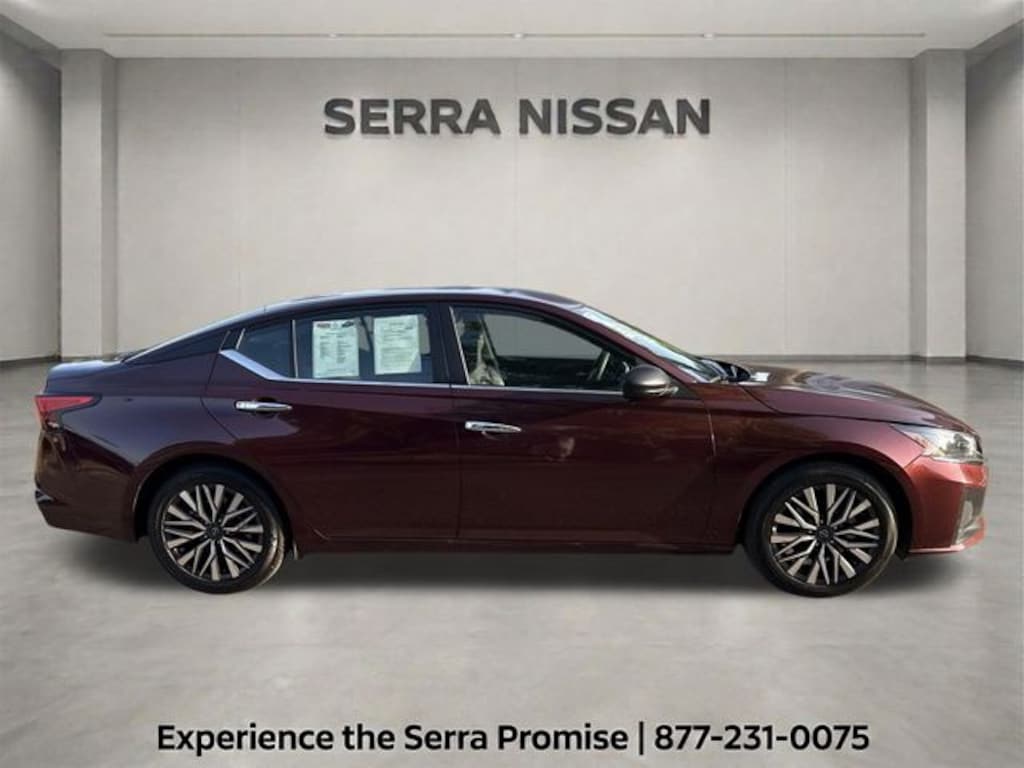Used 2025 Nissan Altima SV Sedan