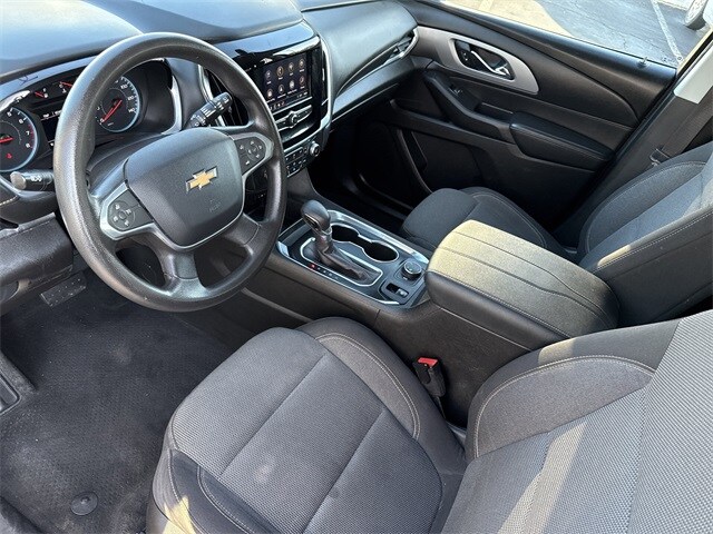 2021 Chevrolet Traverse 1LS photo 4