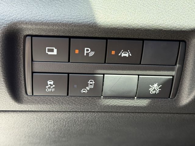 2025 Nissan KICKS PLAY Base - Photo 24