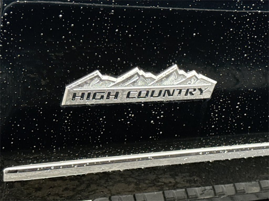 Used 2018 Chevrolet Silverado 1500 High Country Truck Crew Cab