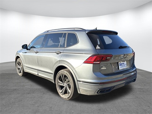 2023 Volkswagen Tiguan SE R-Line Black photo 3