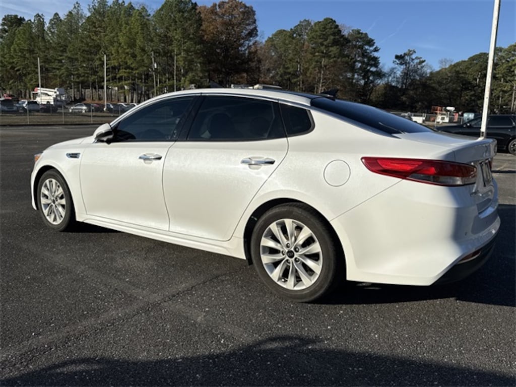 Used 2018 Kia Optima EX Sedan
