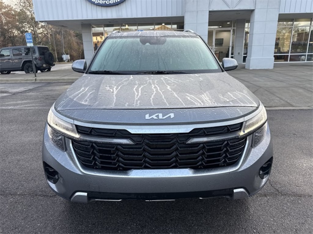 Used 2025 Kia Seltos S SUV