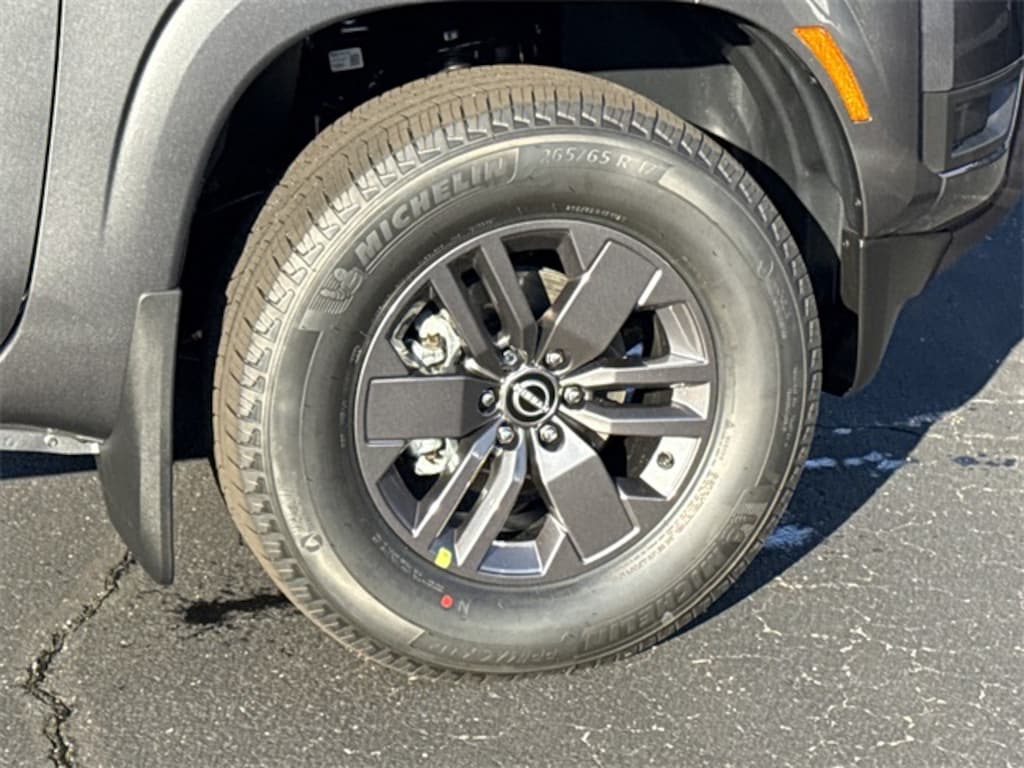 New 2026 Nissan Frontier SV Truck Crew Cab