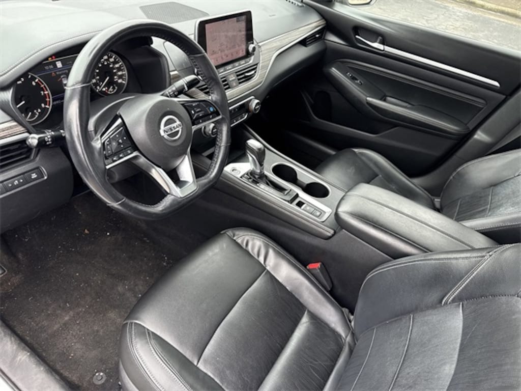 Used 2019 Nissan Altima 2.0 Platinum Sedan