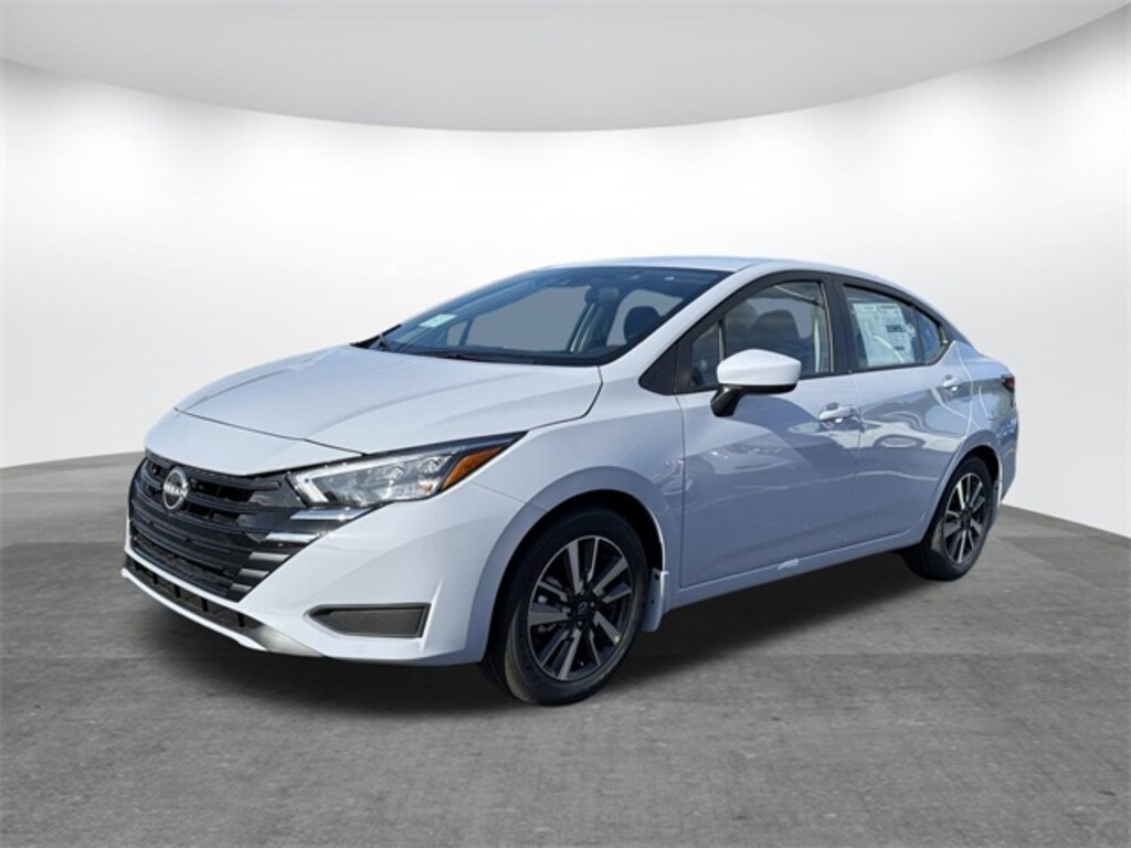 New 2025 Nissan Versa 1.6 SV Sedan