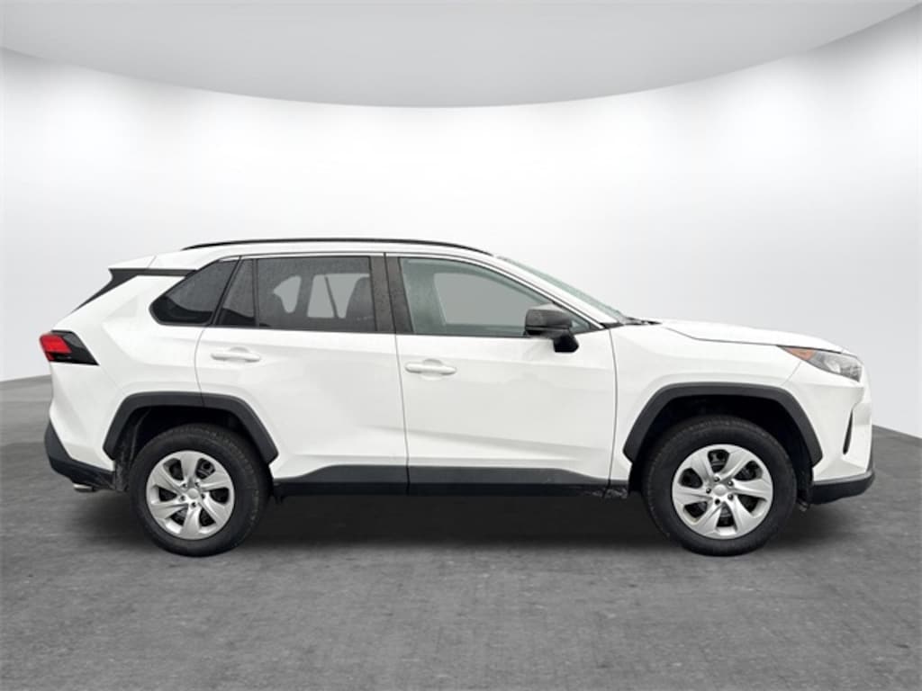 Used 2021 Toyota RAV4 LE SUV