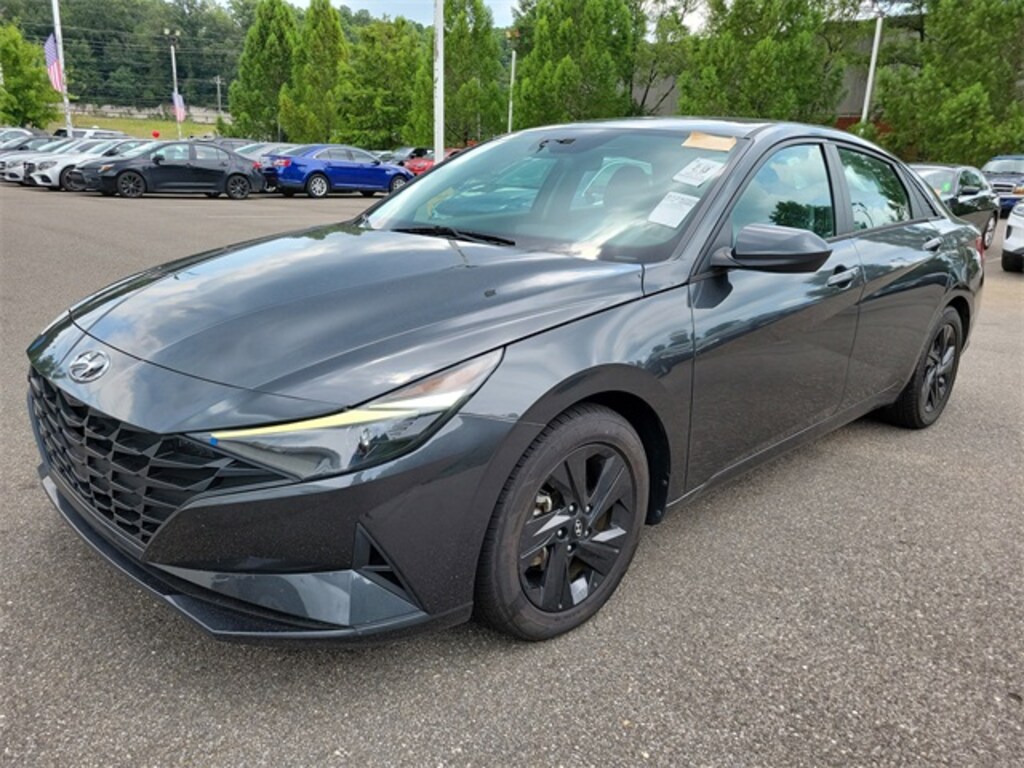 Used 2021 Hyundai Elantra SEL Sedan