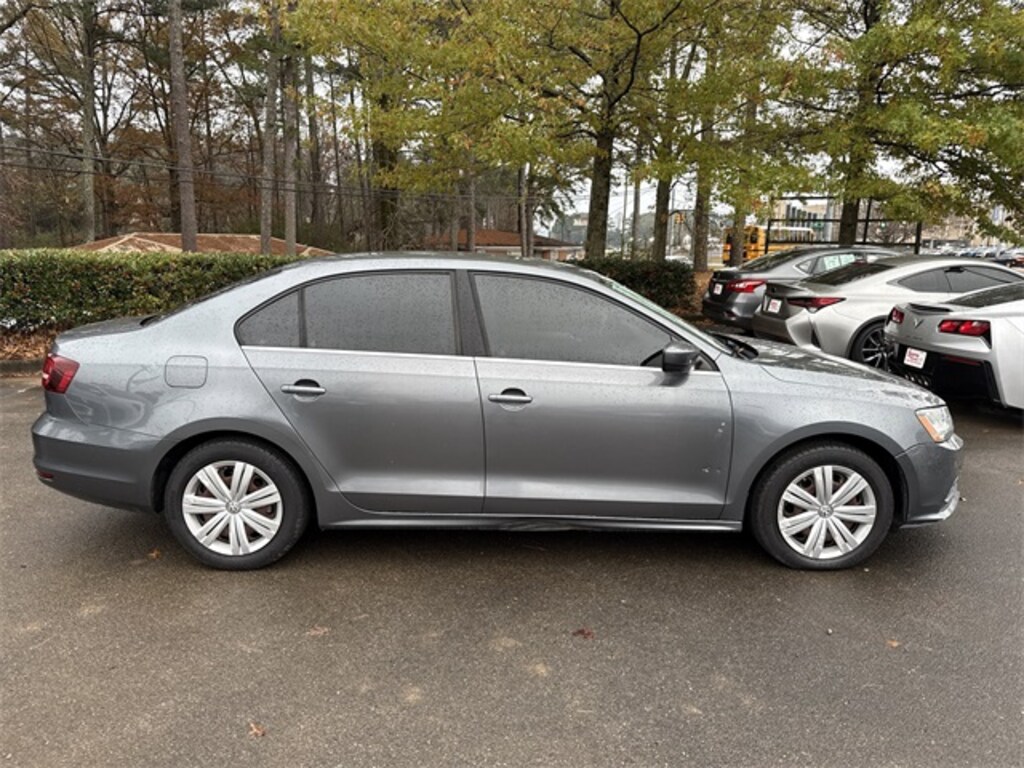 Used 2017 Volkswagen Jetta 1.4T S Sedan