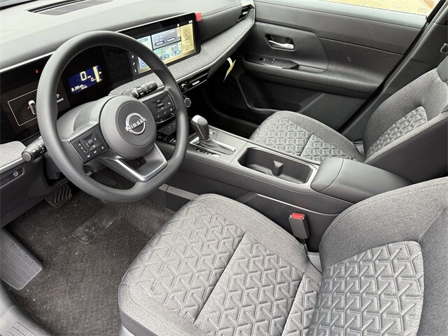 2026 Nissan Kicks SV photo 3