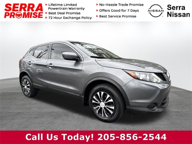 2018 Nissan Rogue Sport S's photo