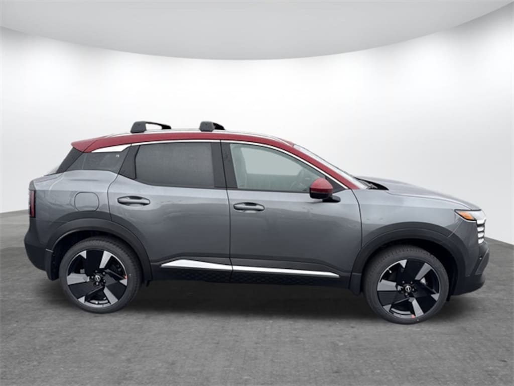 New 2026 Nissan Kicks SR SUV