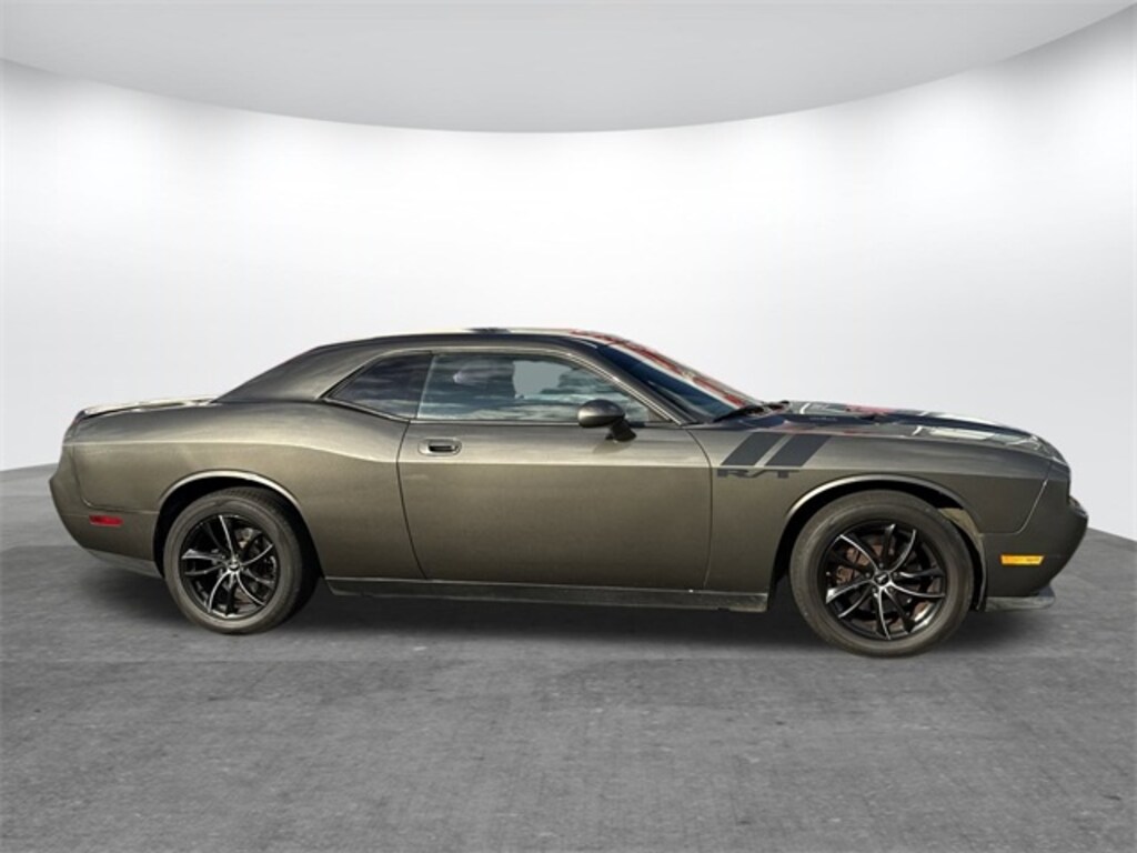 Used 2009 Dodge Challenger R/T Coupe