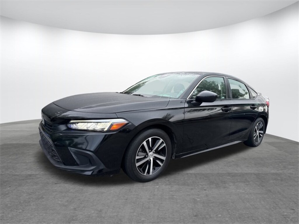 Used 2023 Honda Civic LX Hatchback