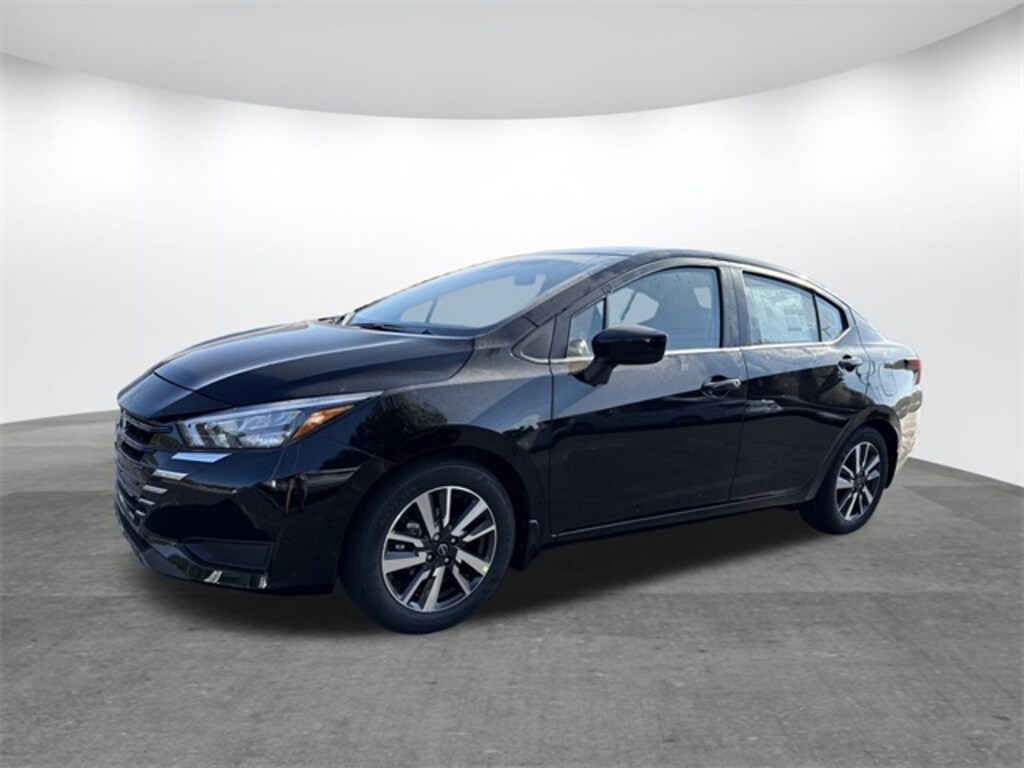 New 2025 Nissan Versa 1.6 SV Sedan