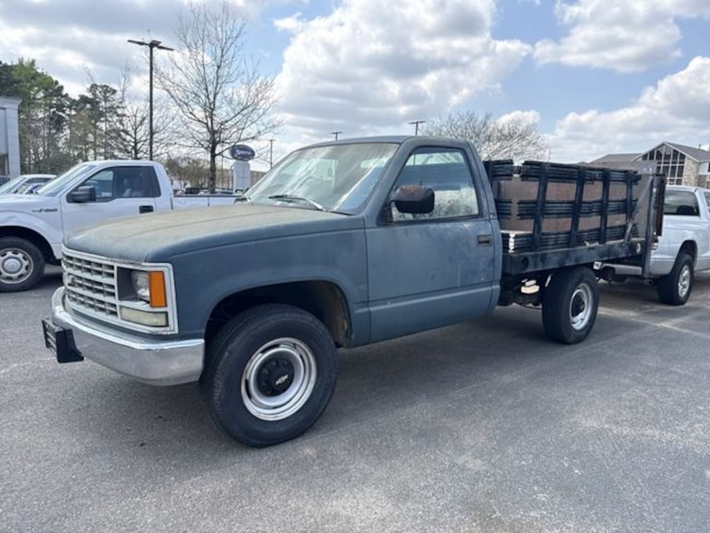 Used 1993 Chevrolet C2500 Chassis Base (STD is Estimated) Truck