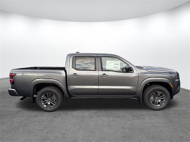 2026 Nissan Frontier SV photo 3