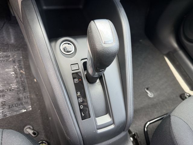 2025 Nissan KICKS PLAY Base - Photo 21