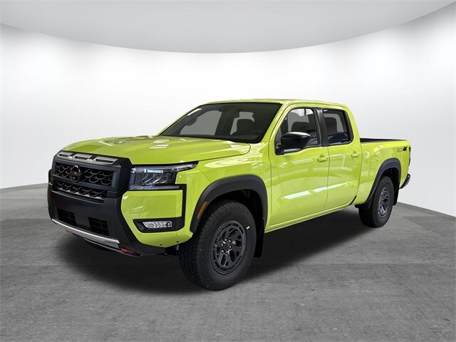 2026 Nissan Frontier PRO-4X photo 2