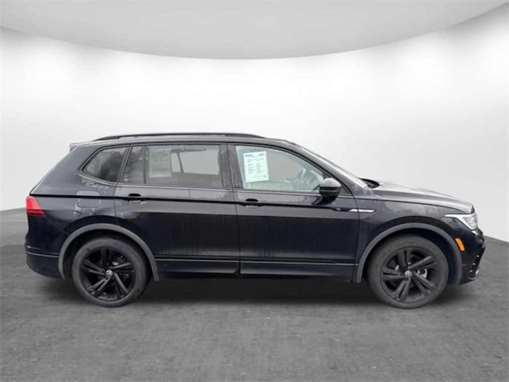 Used 2023 Volkswagen Tiguan 2.0T SE R-Line Black SUV