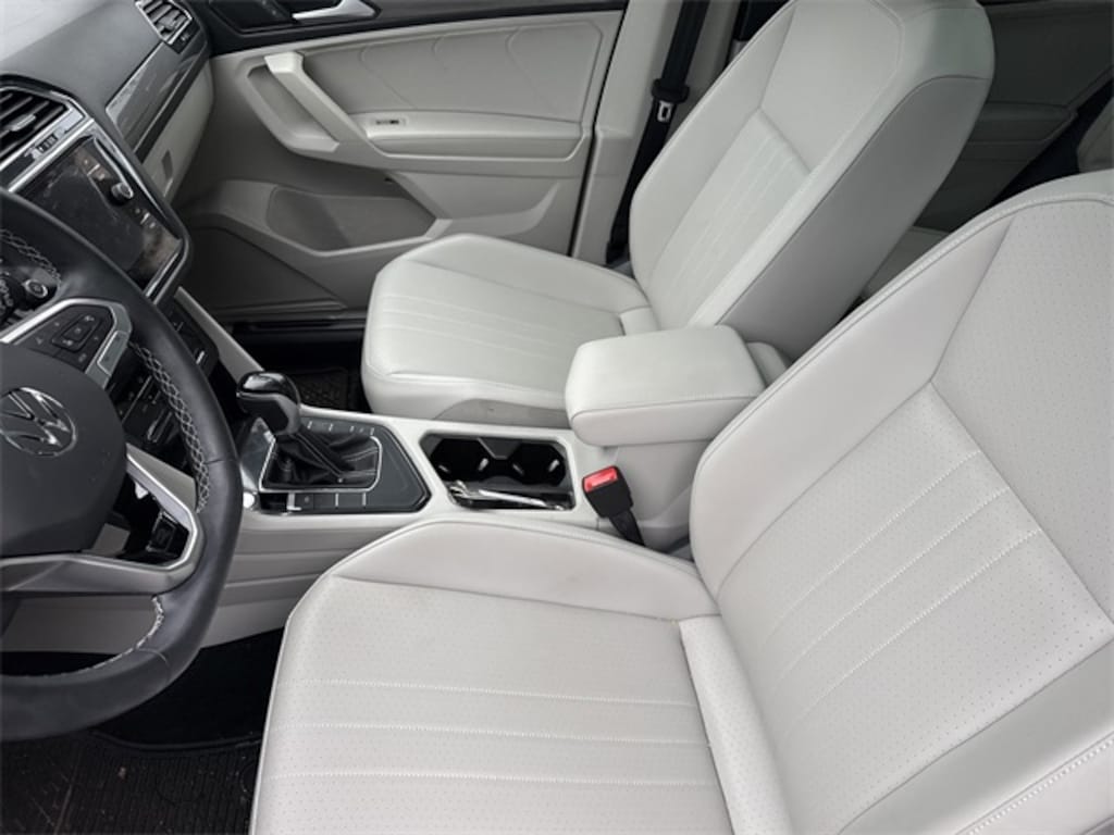 Used 2023 Volkswagen Tiguan 2.0T SE R-Line Black SUV