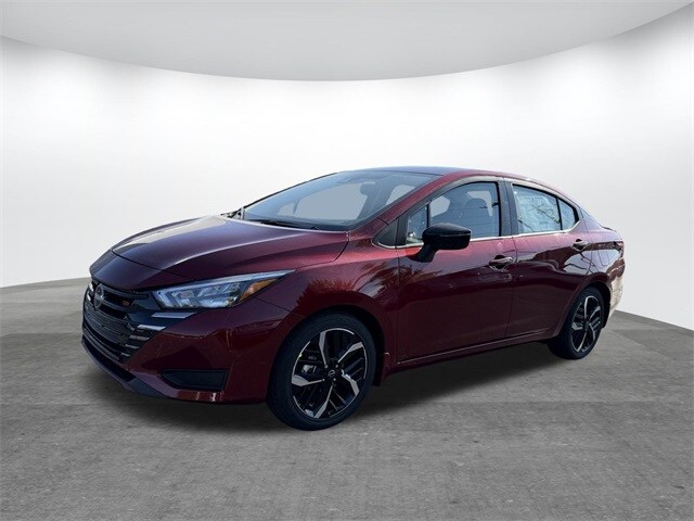 2025 Nissan Versa 1.6 SR photo 2