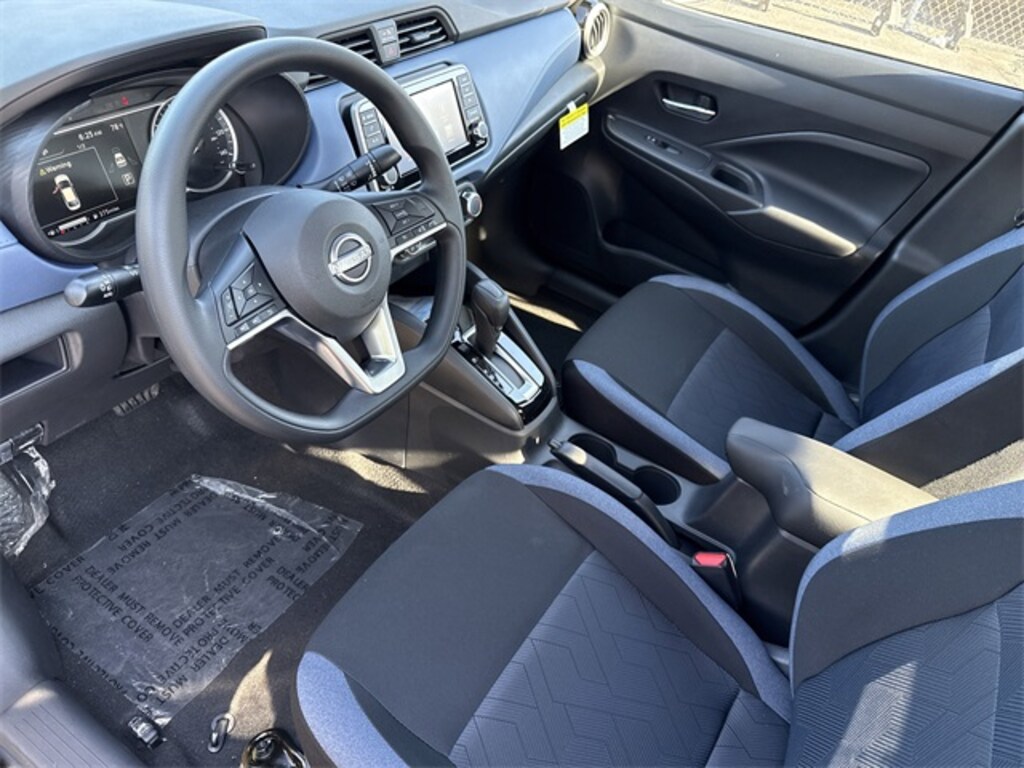 New 2025 Nissan Versa 1.6 SV Sedan