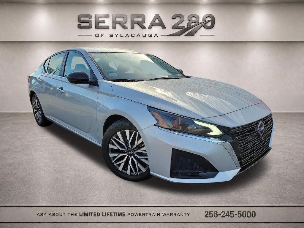 Used 2024 Nissan Altima 2.5 SV Sedan