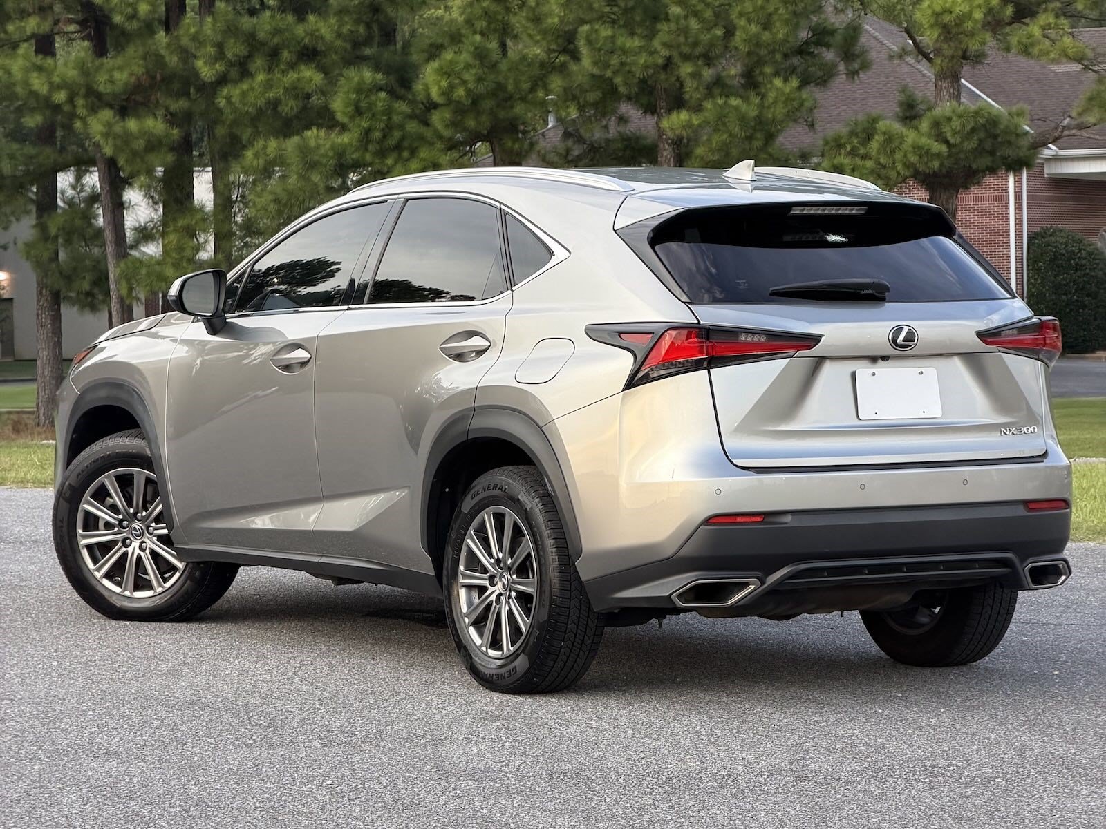 2019 Lexus NX 300 - Photo 15