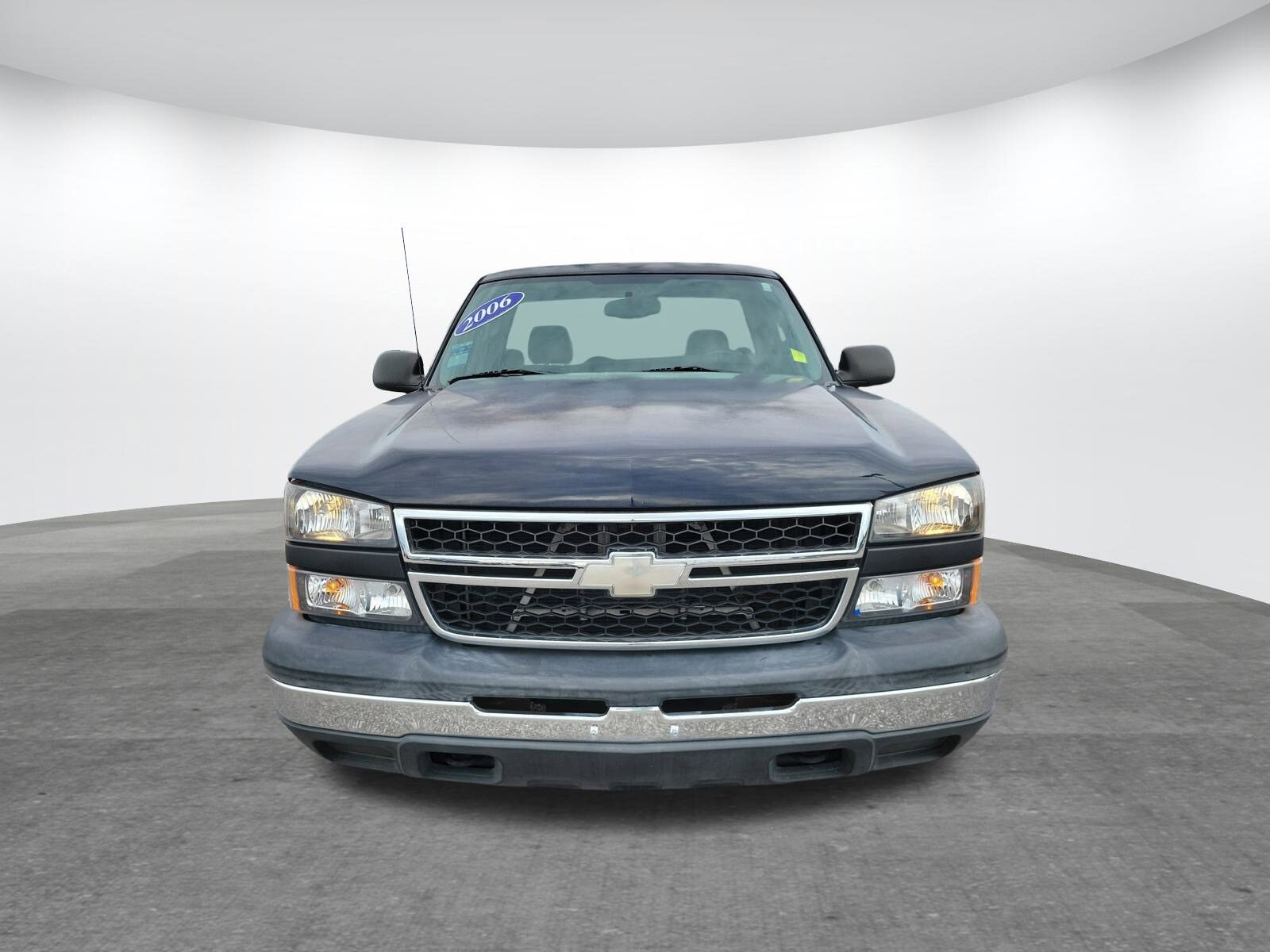 2006 Chevrolet Silverado 1500 LT1 photo 2