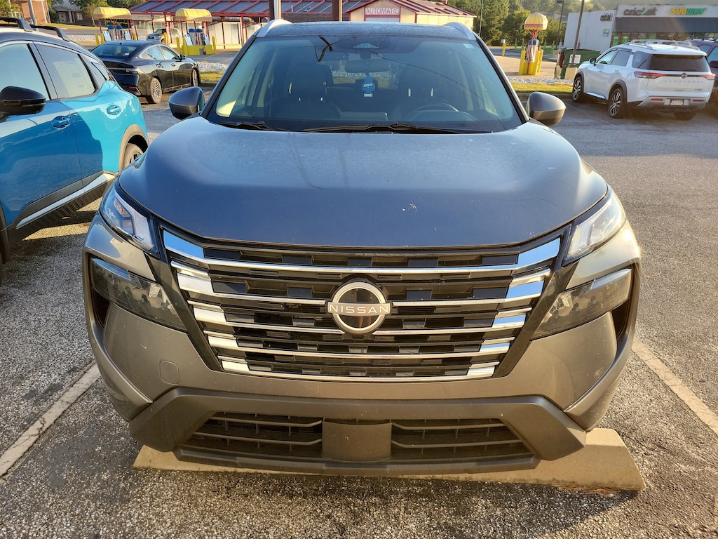 Used 2025 Nissan Rogue SV SUV