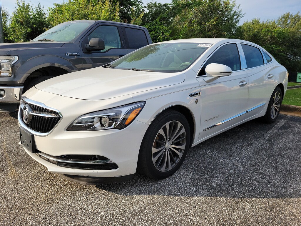 Used 2017 Buick LaCrosse Essence Sedan