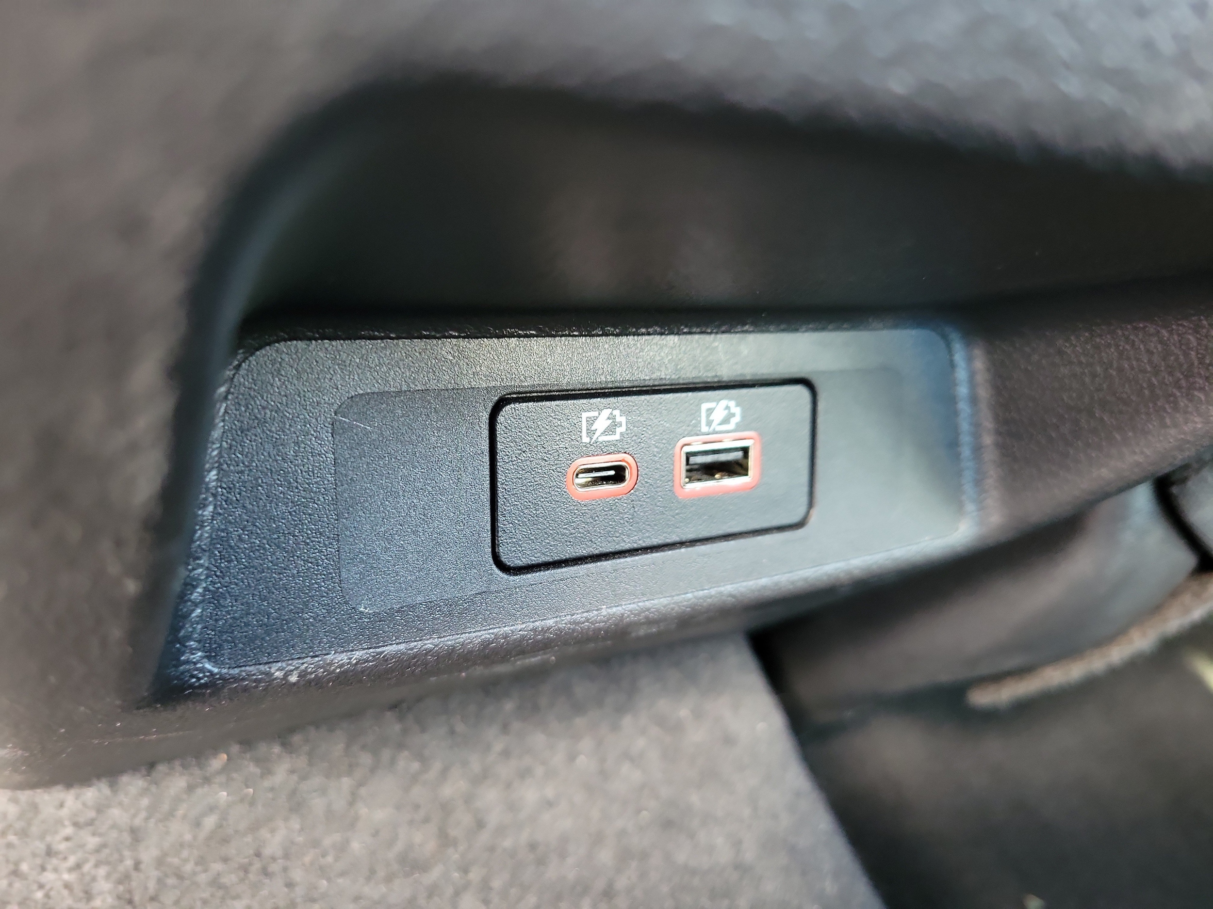 2025 Nissan Altima SV - Photo 13