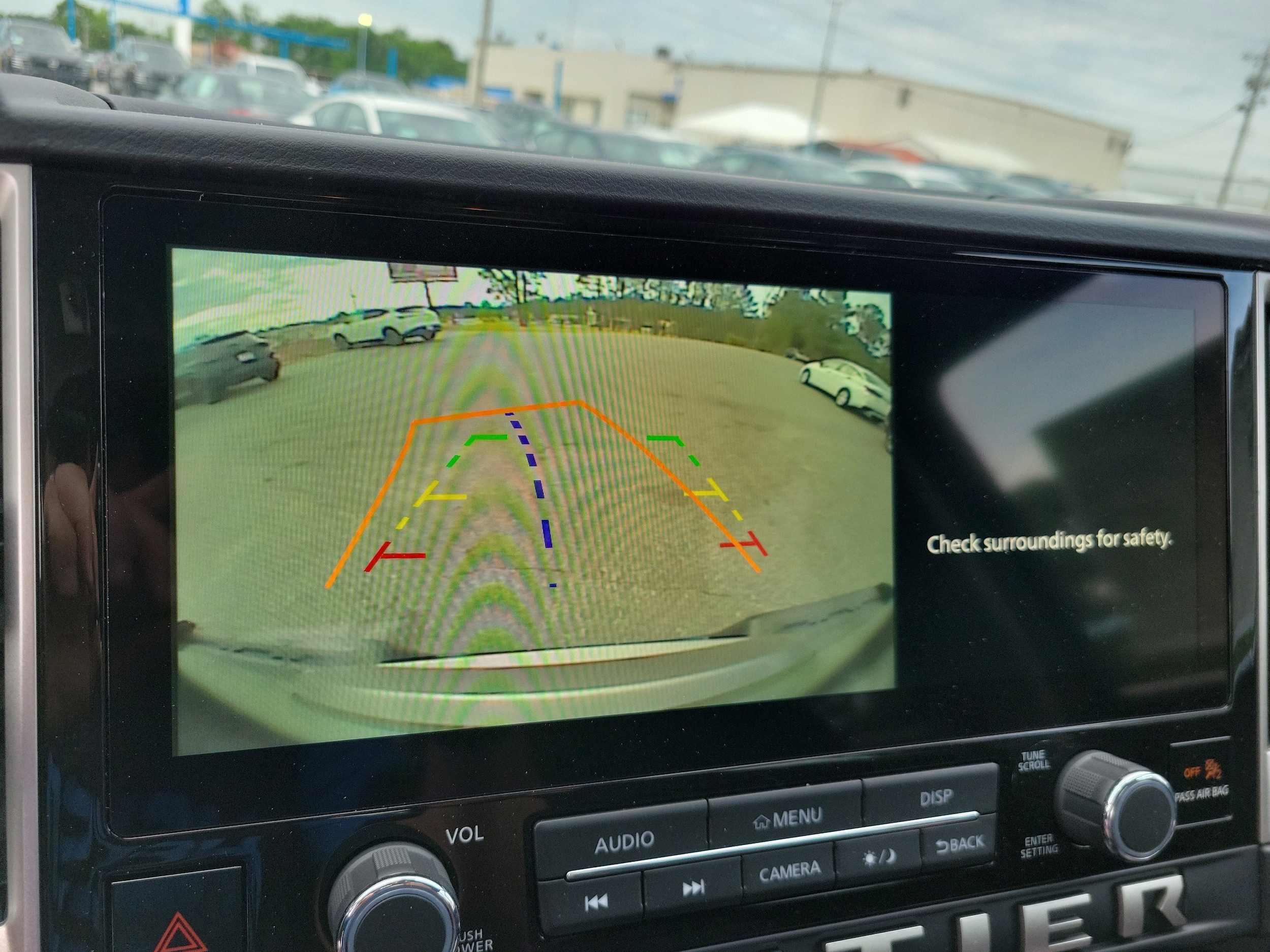 2025 Nissan Frontier SV - Photo 21