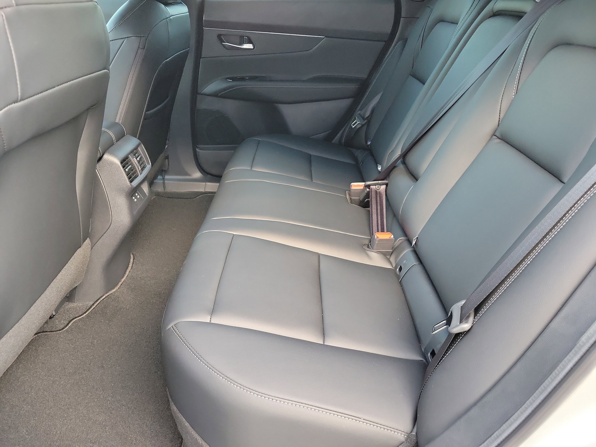 2025 Nissan Murano SV - Photo 17