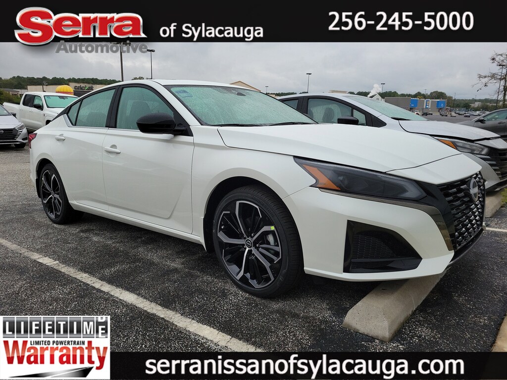 New 2025 Nissan Altima SR Sedan