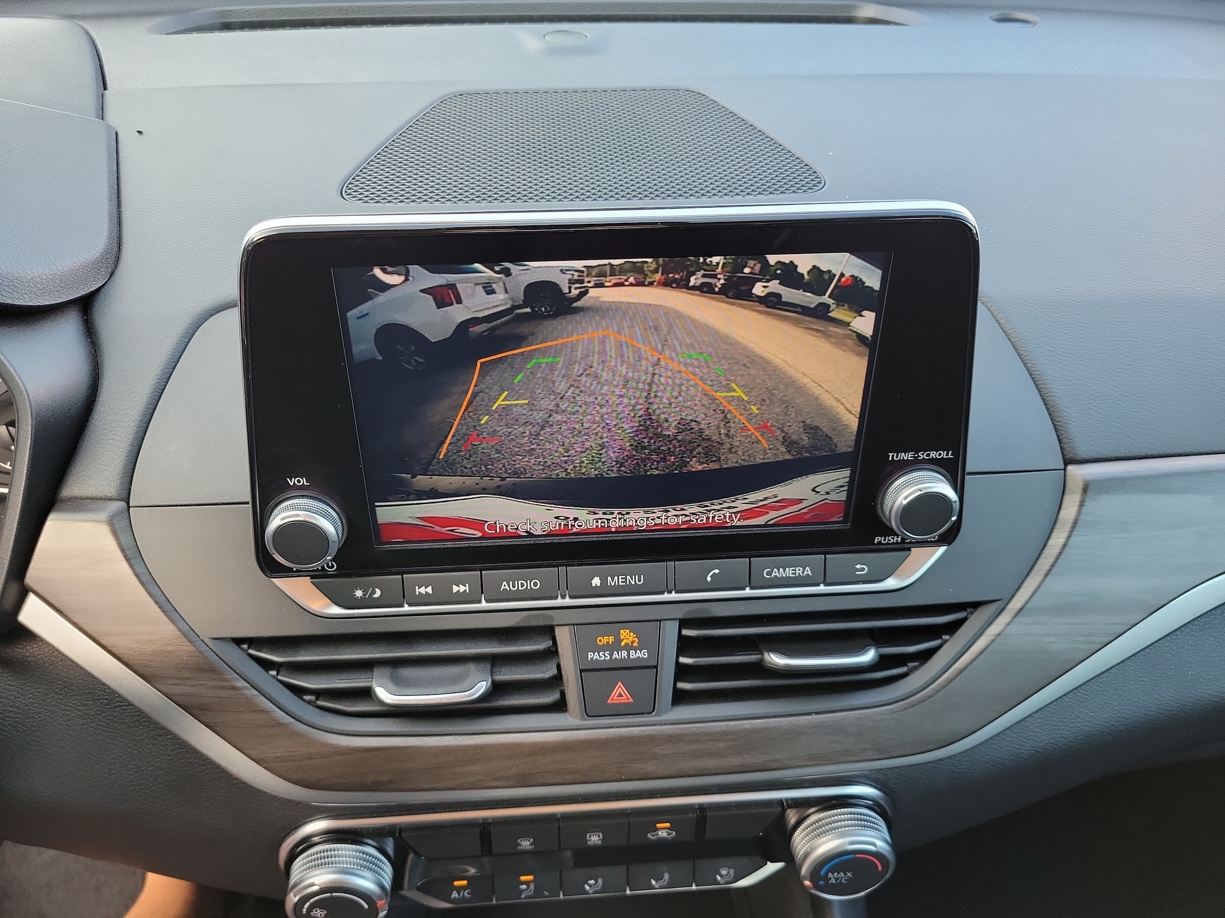 2025 Nissan Altima SV - Photo 16