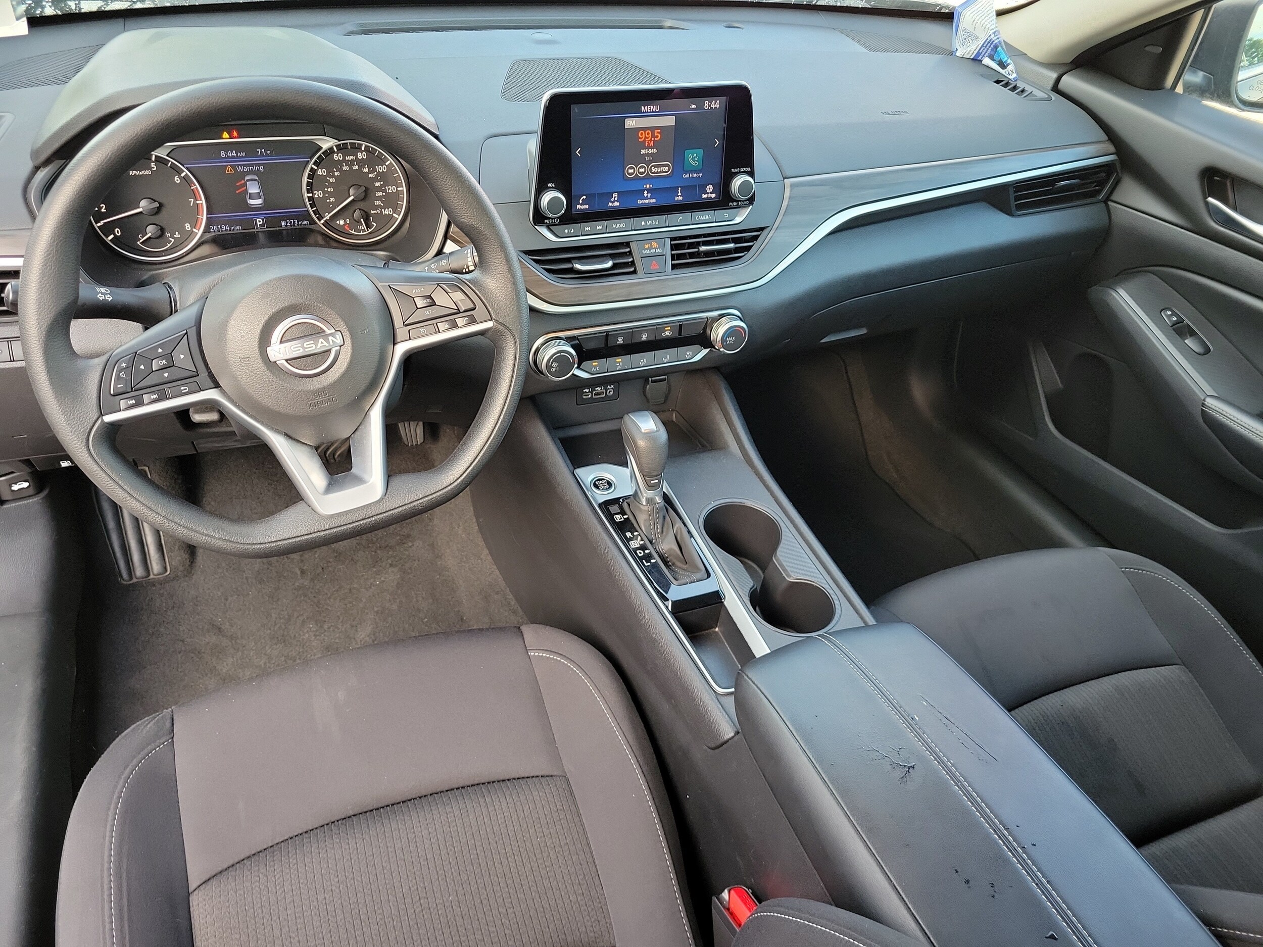 2025 Nissan Altima SV - Photo 14