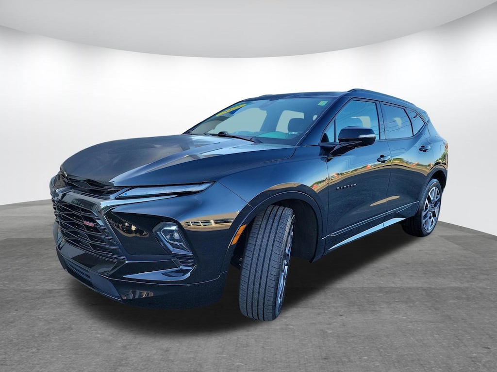 Used 2025 Chevrolet Blazer RS SUV
